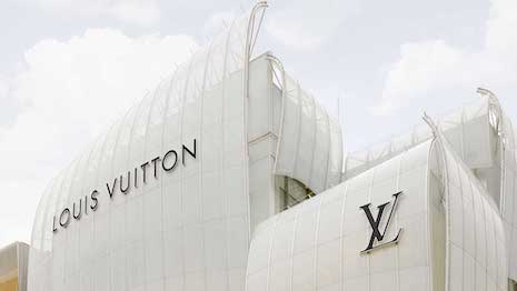 Luxuree Bazaar - Take a look at the world's top designer brands and their  staggering brand values! ✓ Louis Vuitton – Brand Value: $28.4 Billion ✓  Hermès – Brand Value: $19.2 Billion